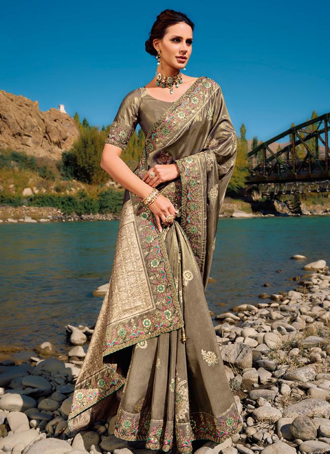 Pure Banarasi Silk Grey Traditional Wear Zari Work Saree